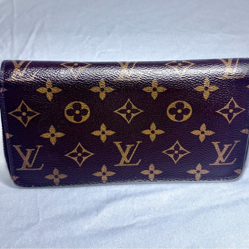 Louis Vuitton Brown and Gold Monogram Wallet - Picture 3 of 7
